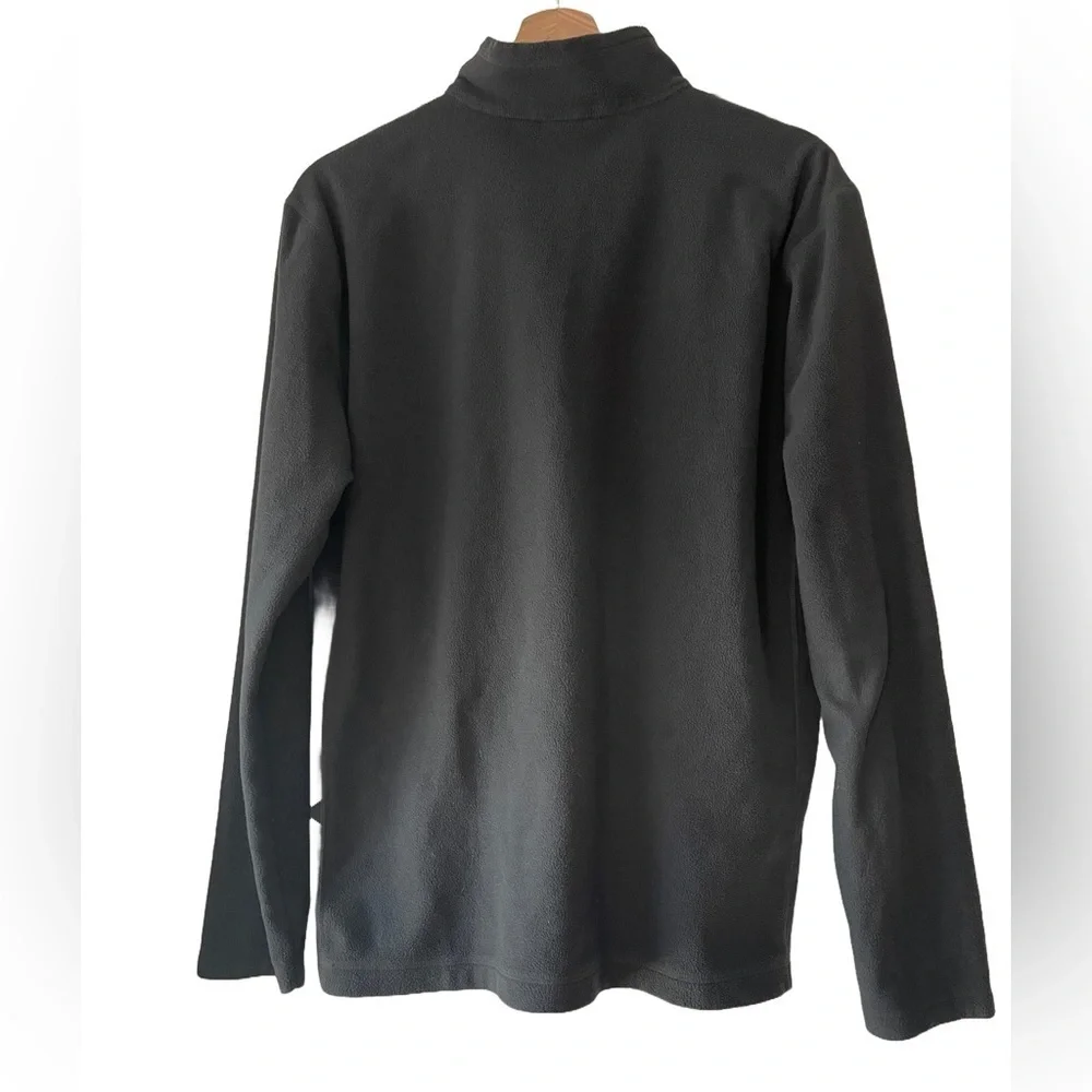 The North Face Grey‎ 1/4 Zip EUC Estimated Size Small